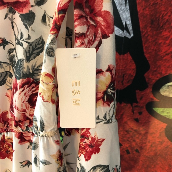 E&M Brand size Large new with tags white floral romper. Super cute! Ruffles - Picture 3 of 5